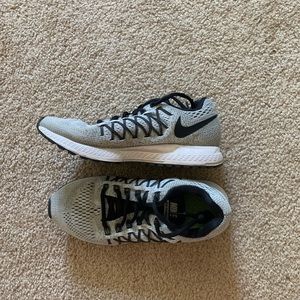 nike zoom pegasus shoes size: 7